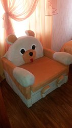Продам детский раскладной диванчик-кровать б/у