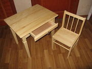 Комплект из дерева для детской комнаты (стол и стул)